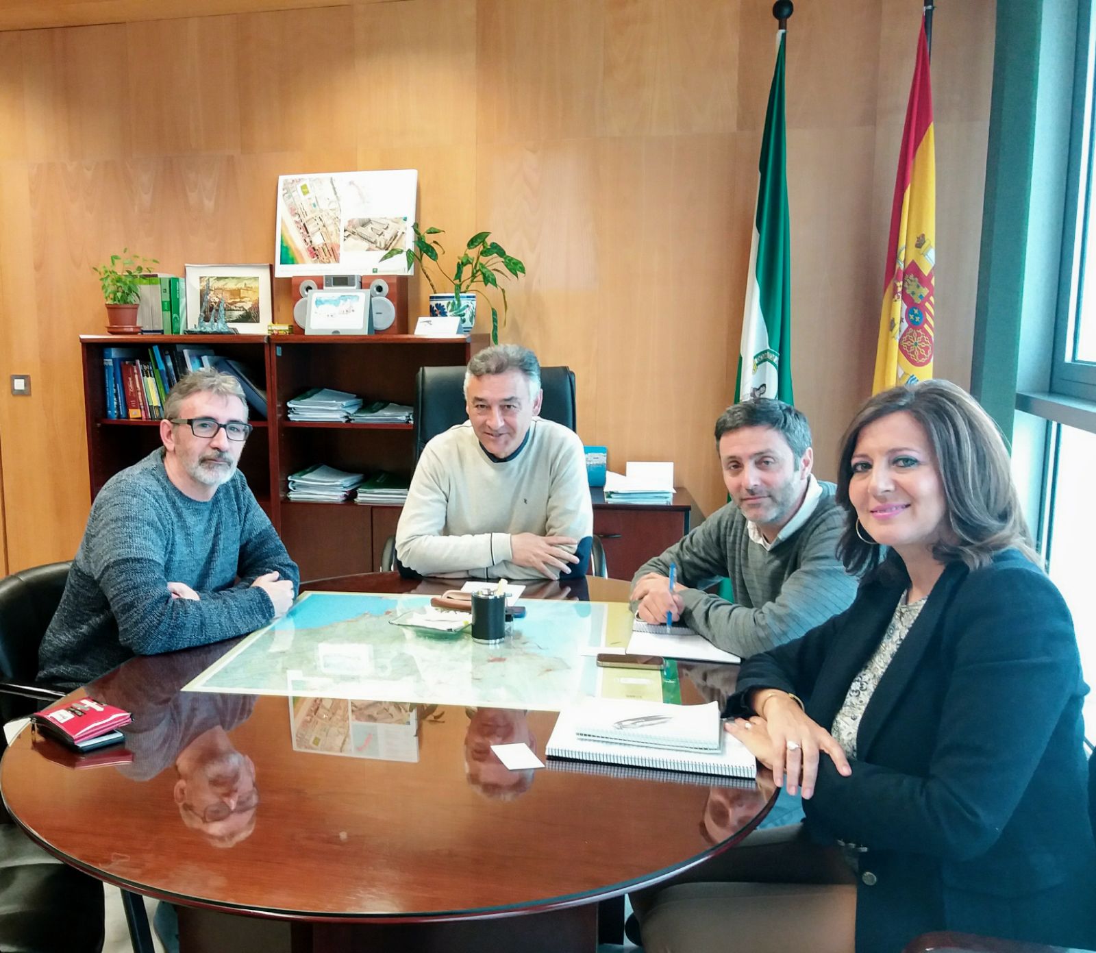 Presentación del proyecto al Delegado territorial de la Junta de Andalucía